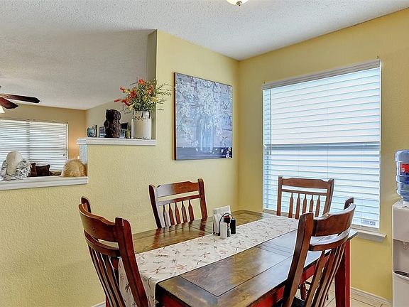 3rd image of 1113 Mallard Dr