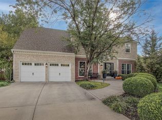 11605 Haskins St, Overland Park, KS 66210