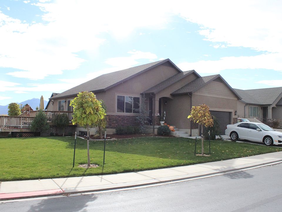 1st image of 377 W 350th St S
