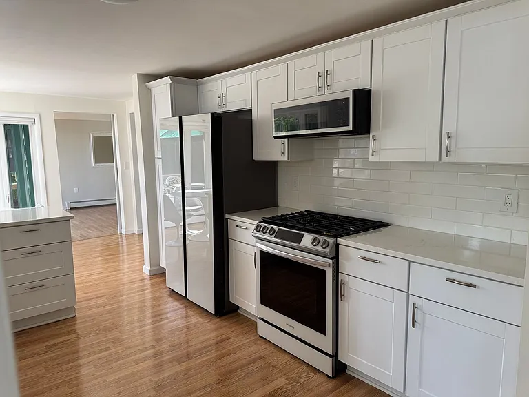 3138 Ponemah Dr — Photo 6