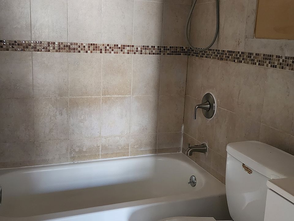 2nd image of 773 Autumn Ave #5