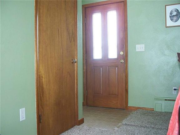 3rd image of 505 Whitten Ave