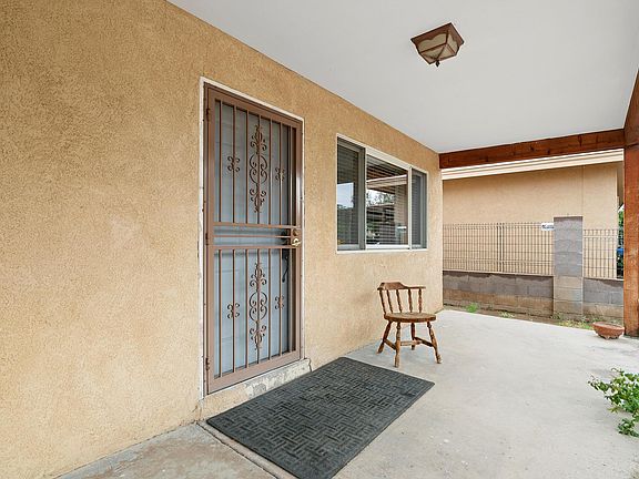5th image of 2716 Aliso Dr NE