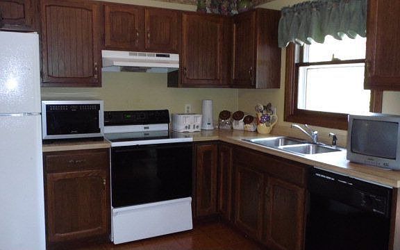 5th image of 22078 Russet Dr