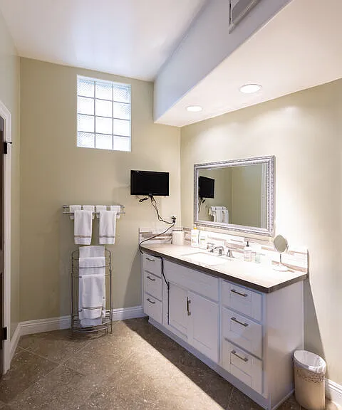 13902 Valley Vista Blvd — Photo 13
