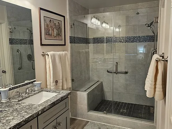 682 Llanerch Ln, Simi Valley, CA 93065