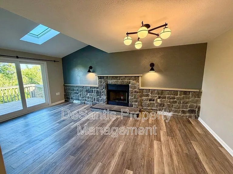 5043 Julia Ln — Photo 15