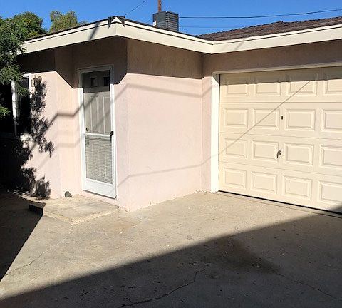 2nd image of 3113 Newton St #3113