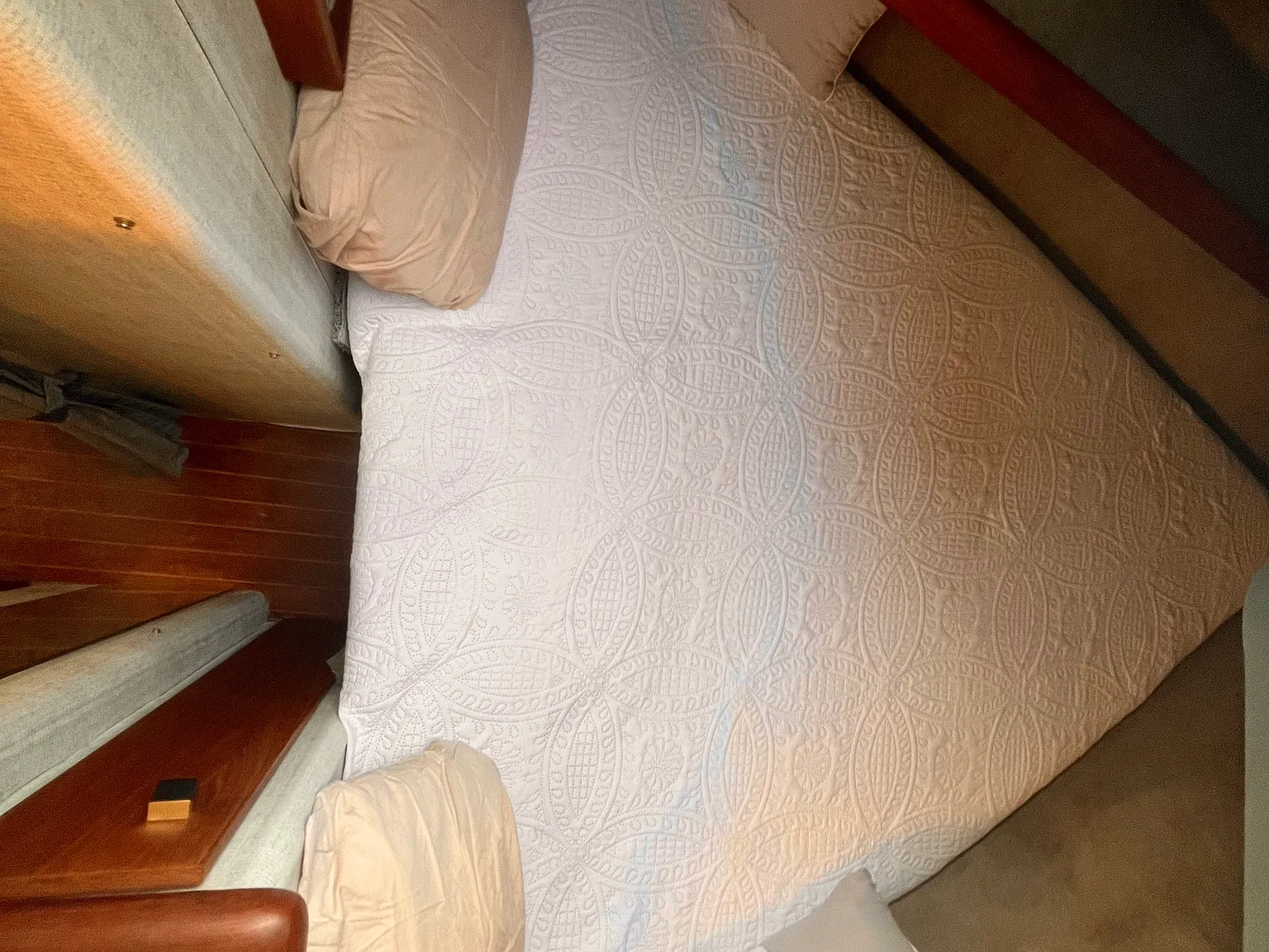 2 bed, 1.5 bath, 200 sqft, $1,590 — Photo 4
