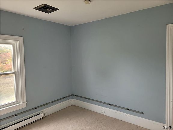 5th image of 29 W White Bear Dr