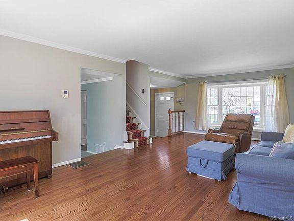4th image of 178 Idlewood Dr