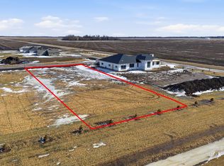 618 Norman Dr, Kindred, ND 58051