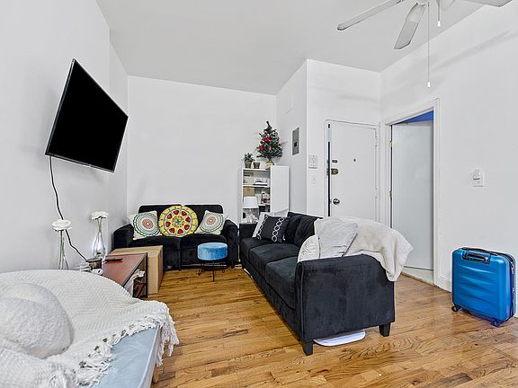 3rd image of 1219 1st Ave #2E