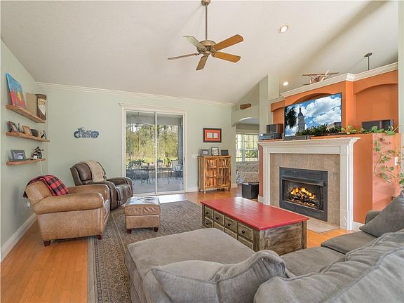 5th image of 95019 Rosewood Ln