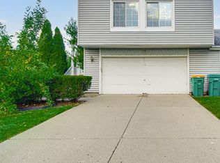 15 Buckingham Ln, Buffalo Grove, IL