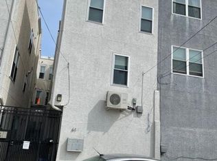 612 S 4th St APT 2R, Philadelphia, PA 19147