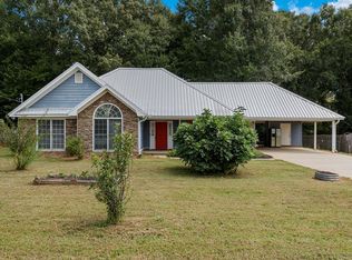 259 Owens Rd, Fort Mitchell, AL 36856