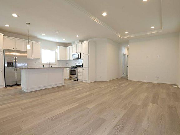 5th image of 2151 Oakland Rd Space 308