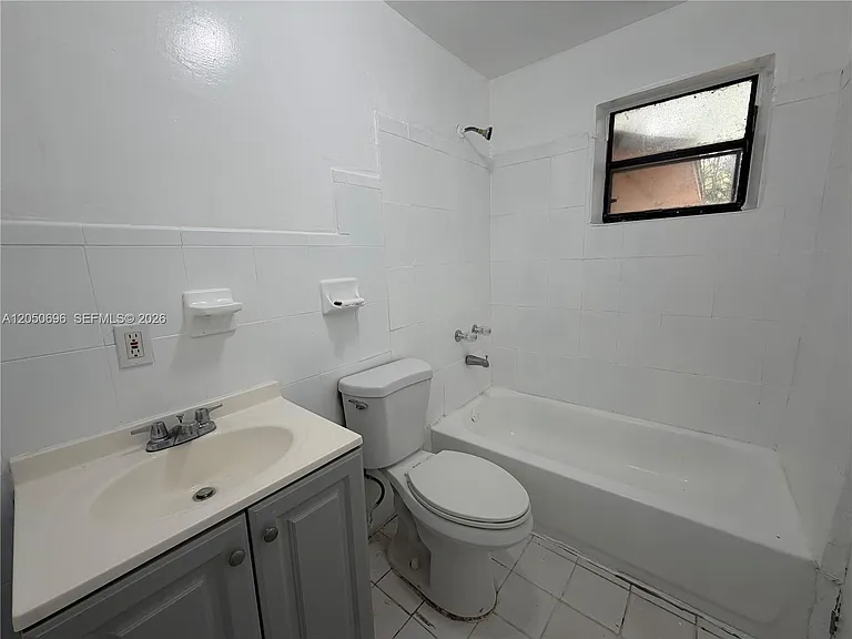 760 NE 131st St #760 — Photo 12