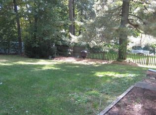 18 Skyview Ter, Holliston, MA 01746