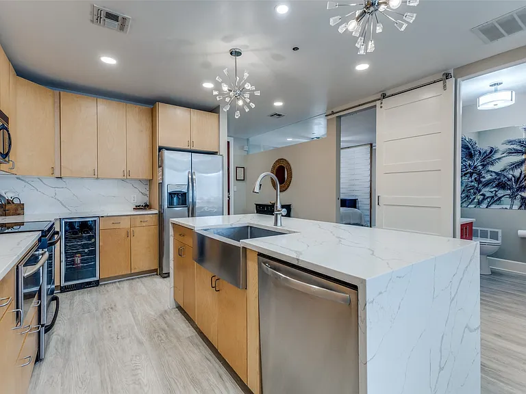 1505 Elm St #1101 — Photo 9