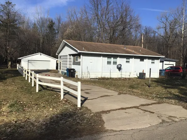 244 North St, Bangor, MI 49013