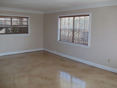 2nd image of 348 Shores Blvd
