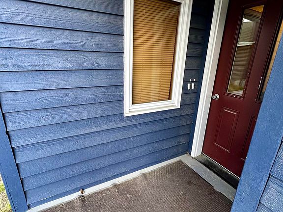 2nd image of 1310-1 29th Ave