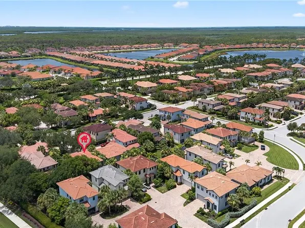 1134 Medan CT N #33, NAPLES, FL 34113