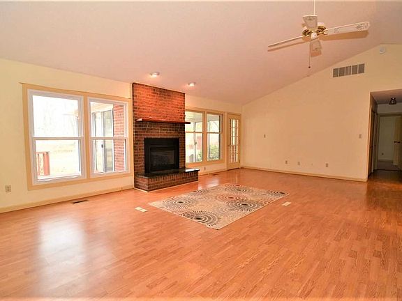 2nd image of 8844 Framewood Dr