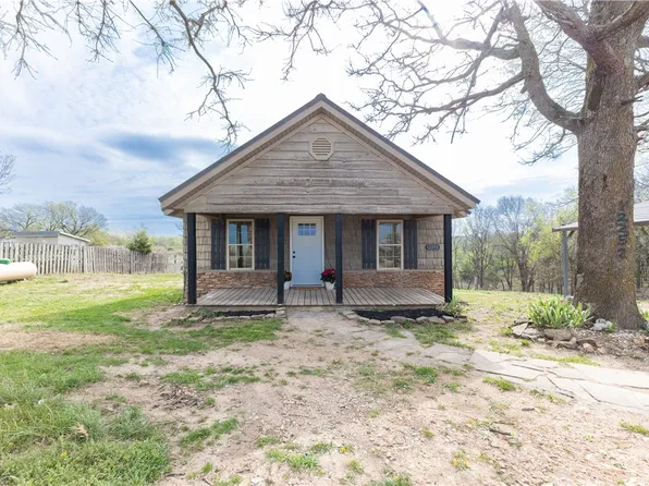 12252 Mains Rd, Lowell, AR 72745