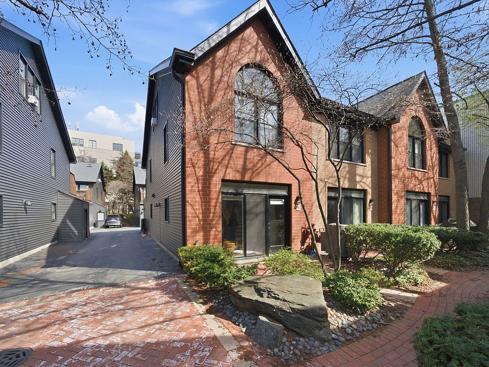 1st image of 1801 W Diversey Pkwy Unit 16