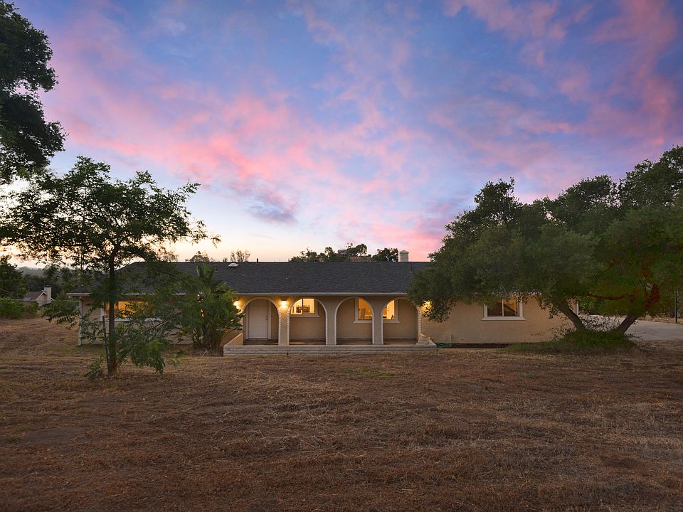 1st image of 19126 Las Encinas Dr