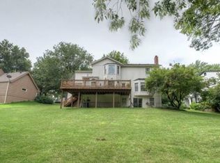 11415 Holly Ct, Kansas City, MO 64114