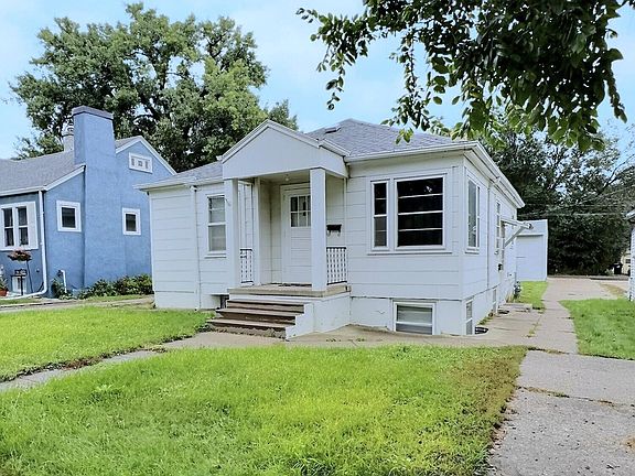 2nd image of 1015 N 9th St