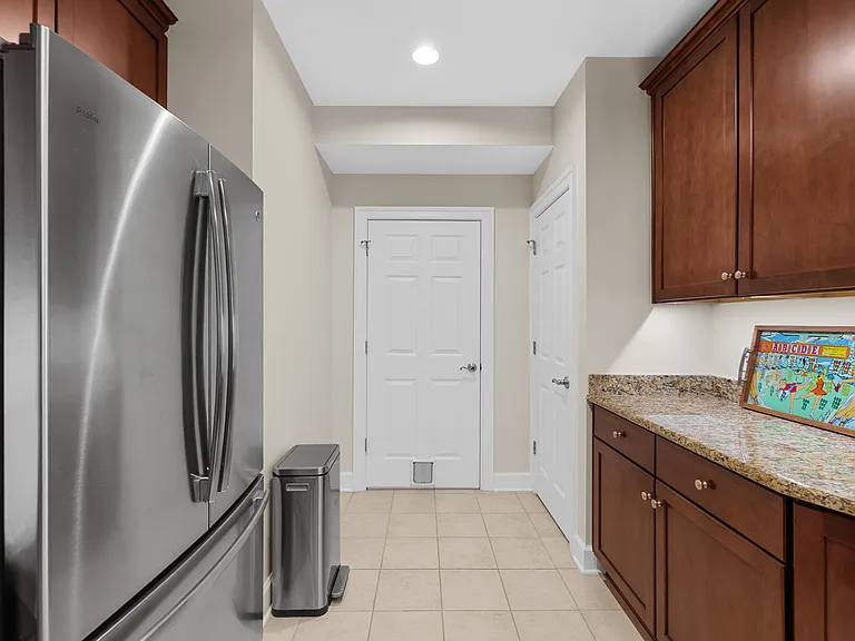 5241 Monument Ave #2A — Photo 11