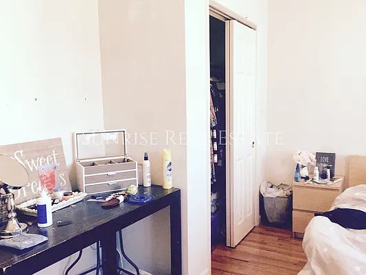 Rented by Sunrise Real Estate | media 33