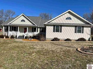 250 Sunshine Ln, Murray, KY 42071