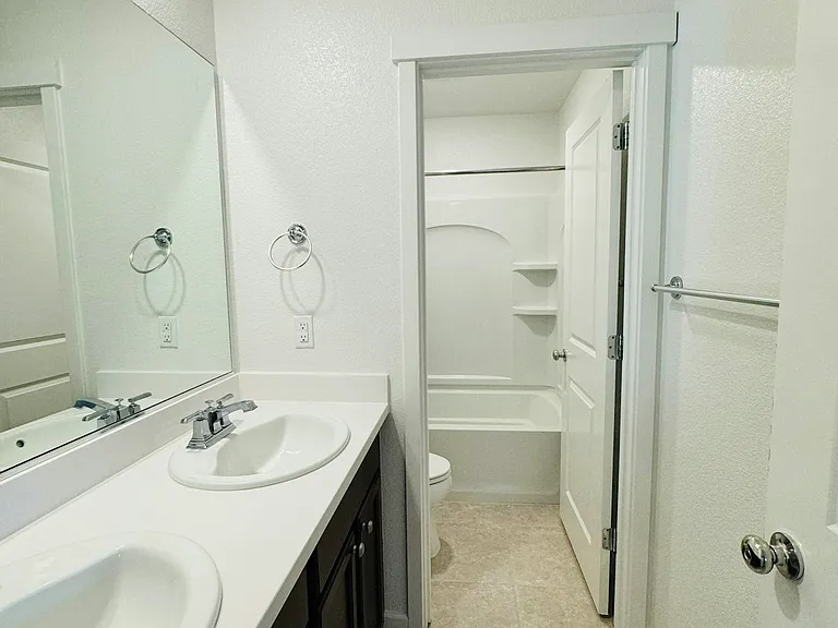 5348 Knights Valley Ln — Photo 15