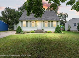3117 Arcadia Dr, Lansing, MI 48906