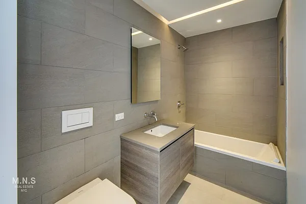 Sold by MNS | media 9