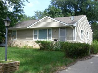 591 Emil Ave, Shoreview, MN 55126