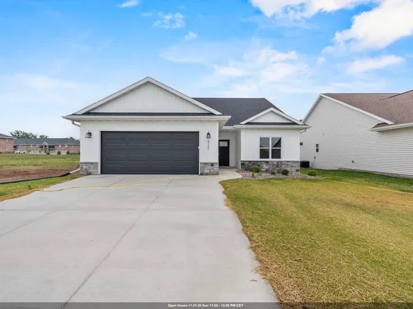 3117 Lazy Oak Ct, Green Bay, WI 54311