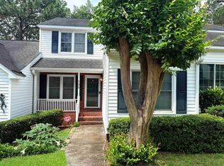 125 N Lake Pointe Dr, Columbia, SC 29229