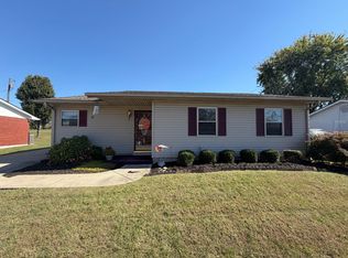 26 Holiday Rd, Winchester, KY 40391