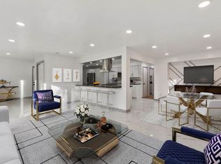 7608 N Chadwick Rd, Glendale, WI 53217