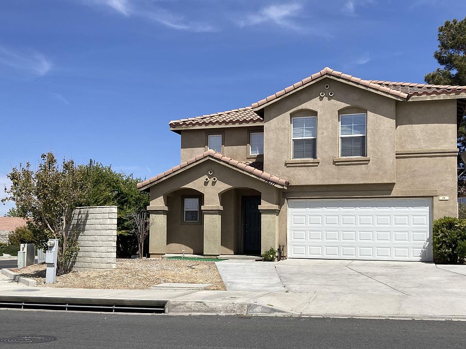 1st image of 15171 Stable Ln