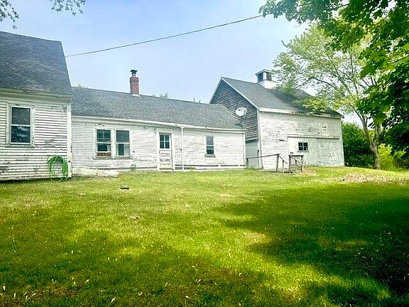 3rd image of 412 Ridge Road