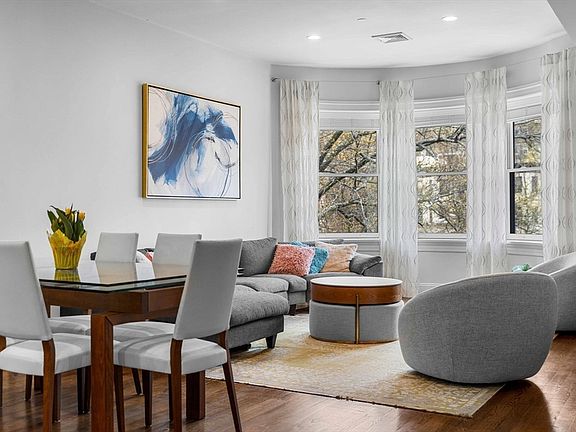 5th image of 1471 Beacon St #Penthouse 10