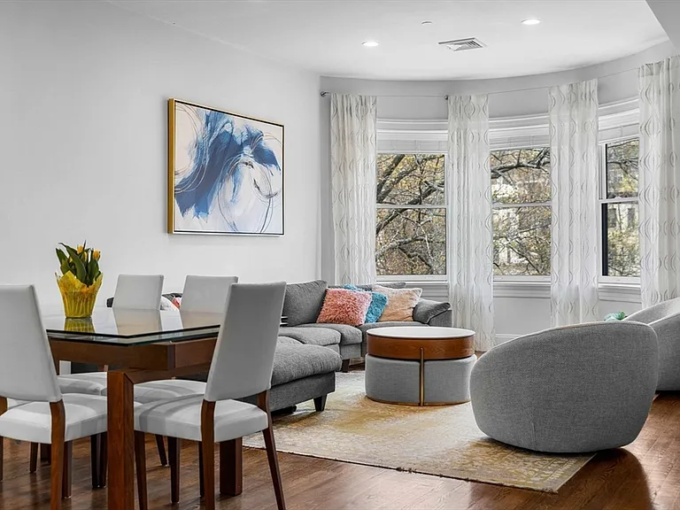 1471 Beacon St #Penthouse 10 — Photo 5